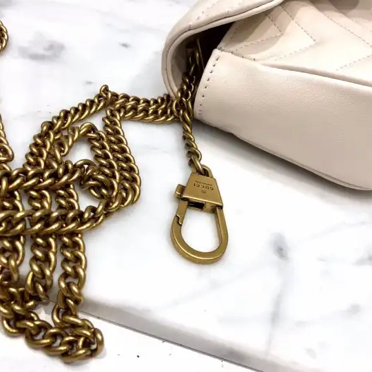 Hyper Peter GG super mini GUCCI Marmont bag 0627